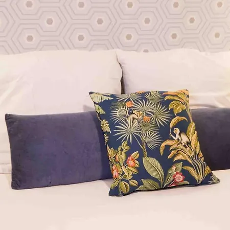 Апартаменты La Cour Du Faubourg 1