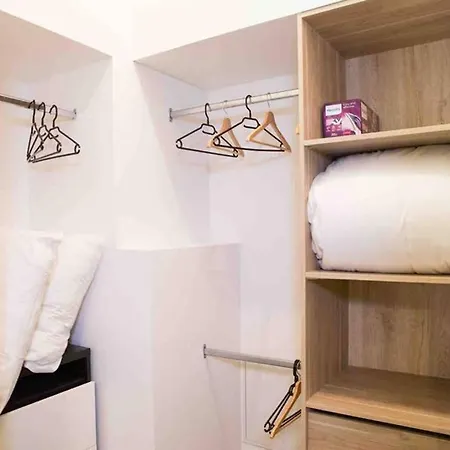 La Cour Du Faubourg 1 Apartment *