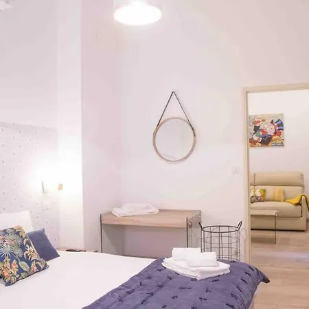 La Cour Du Faubourg 1 * ストラスブール